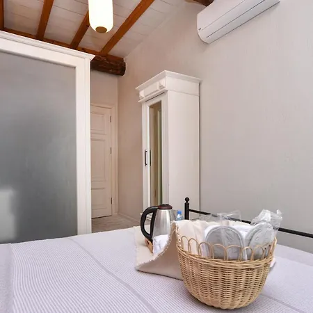 Guest house Lunaria
