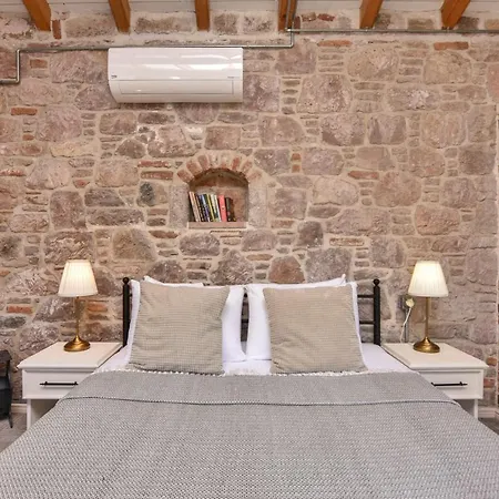 Guest house Lunaria