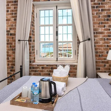 Casa de hóspedes Lunaria Ayvalı