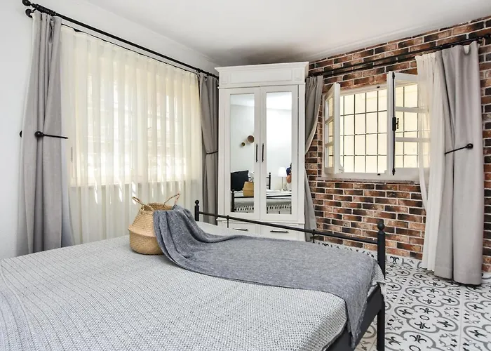 Guest house Lunaria 3*