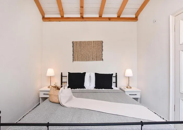 Lunaria Konukevi Ayvalı